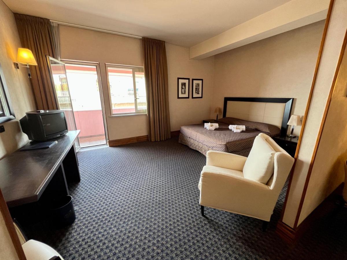 Hotel La Fenice Belpasso Eksteriør billede